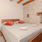 Niko Zadarvillas * Skabrnje